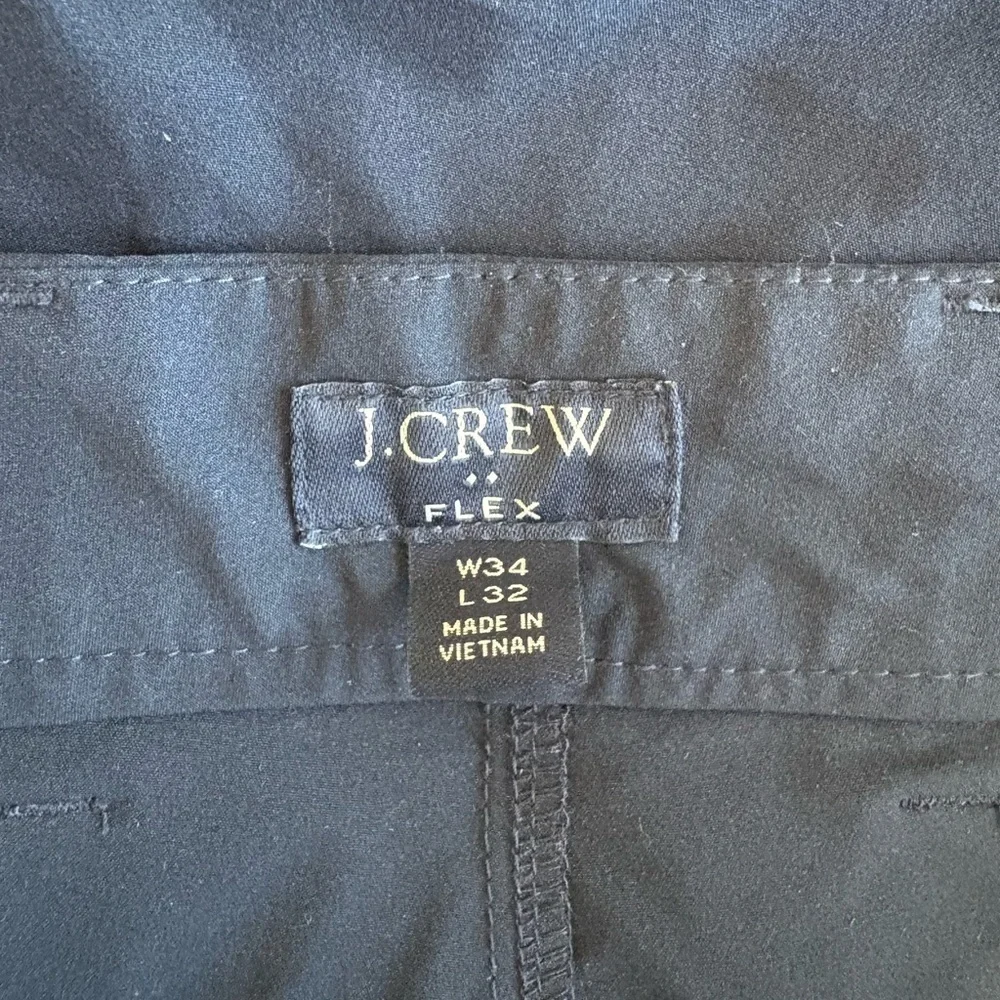 EUC J. Crew Straight-fit tech pant Size 34x32